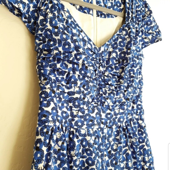 🦋 Leifnotes Anthro Sweetheart neckline Blue Floral Romper size 0 - Picture 3 of 7